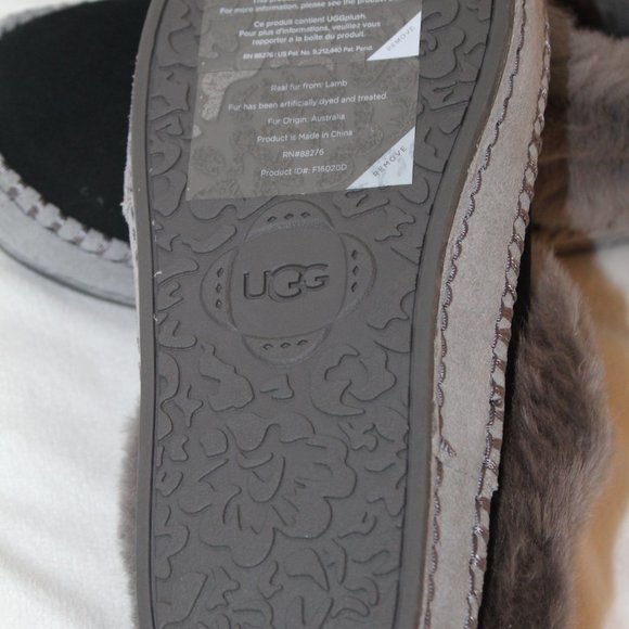 NIB UGG WRIN BLACK SUEDE SHEARLING SLIPPERS - Picture 7 of 8